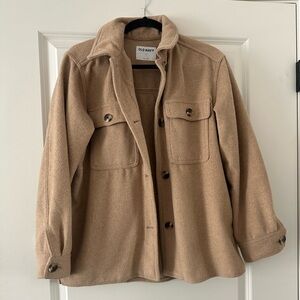 Old Navy Beige Fleece Jacket / Shacket